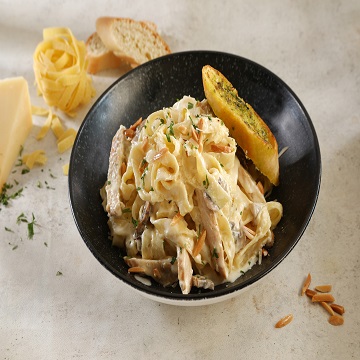 Fettuccine Chicken Pasta